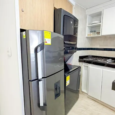 Apartamento Apto Frente Al Mar - Piso 10 - Piscina - El Laguito *