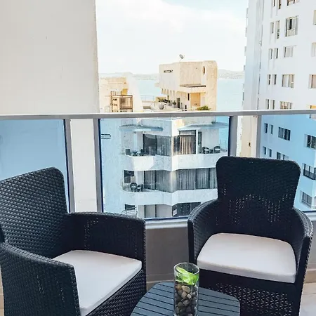 Apartamento Apto Frente Al Mar - Piso 10 - Piscina - El Laguito *