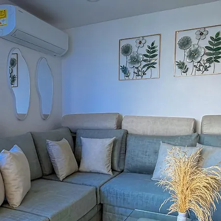 Apartamento Apto Frente Al Mar - Piso 10 - Piscina - El Laguito