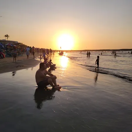 Apto Frente Al Mar - Piso 10 - Piscina - El Laguito *